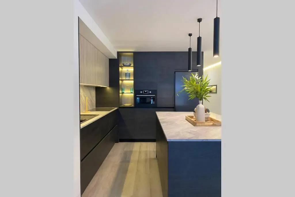 Precioso Apartamento A Estrenar En Centro De Nerja España